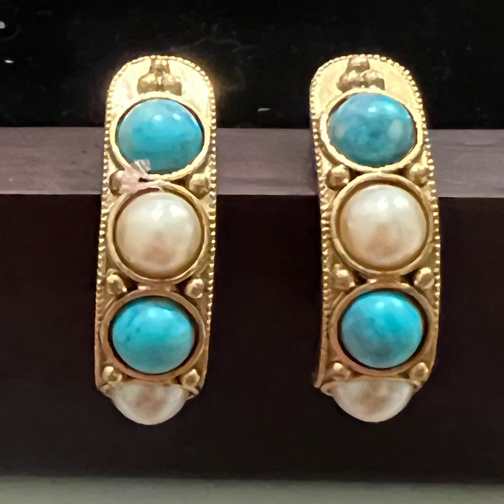 Vintage Gold Tone Pearl Turquoise C-Shape Post Back Earrings